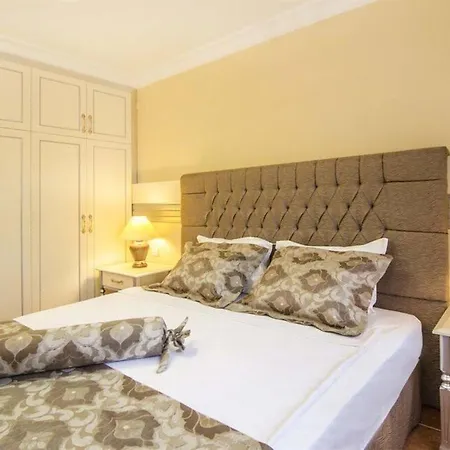 Pine Club Boutique Hotel